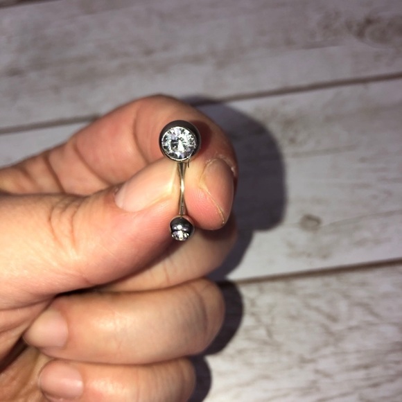 Round Wrapped Cubic Zirconia White Gold Plated Belly Ring - Picture 2 of 4